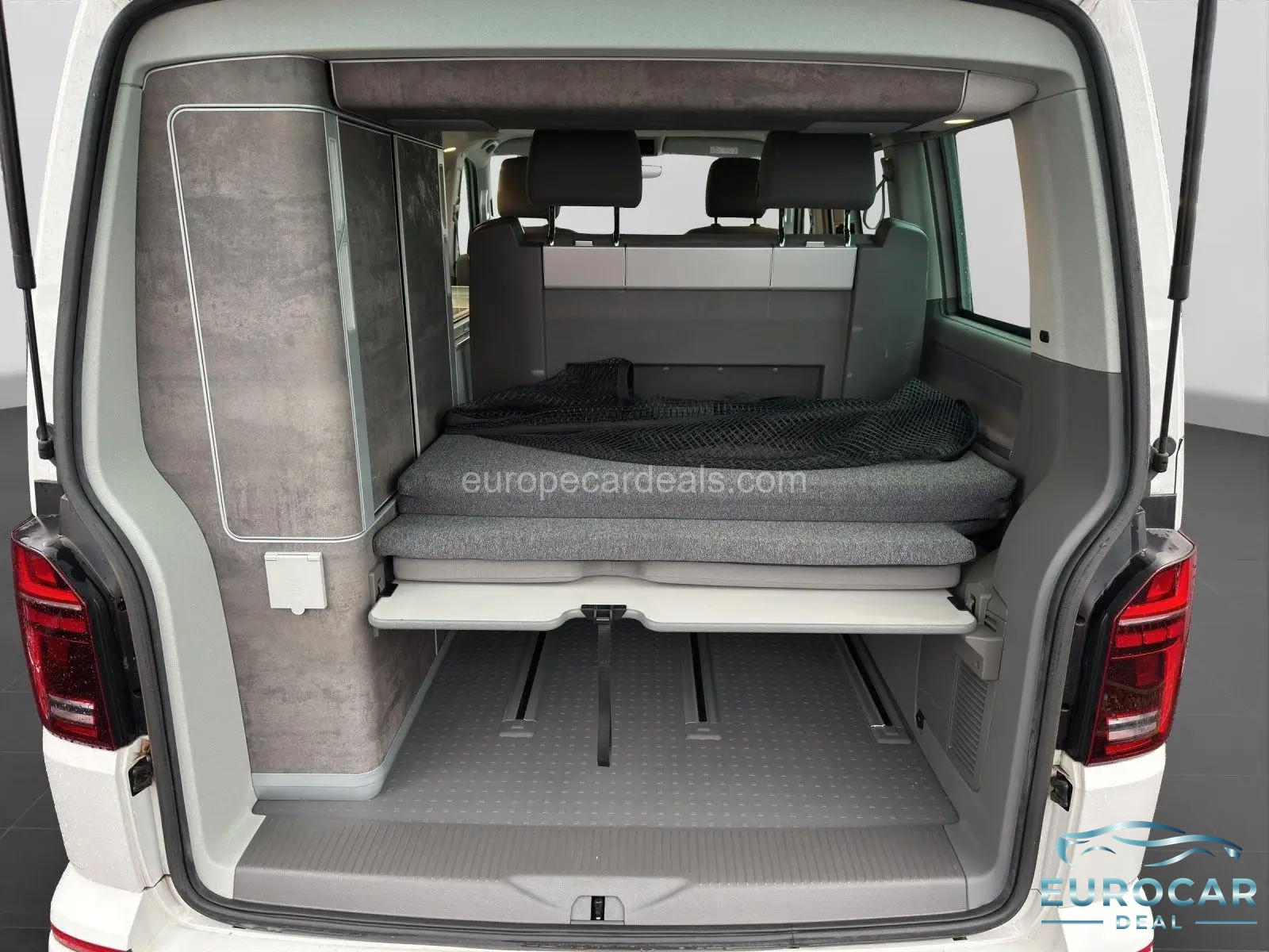 Volkswagen T6 California
