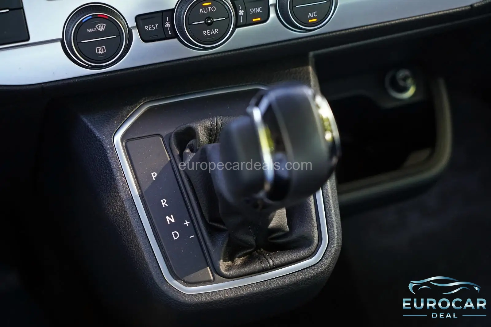 Volkswagen T6 California
