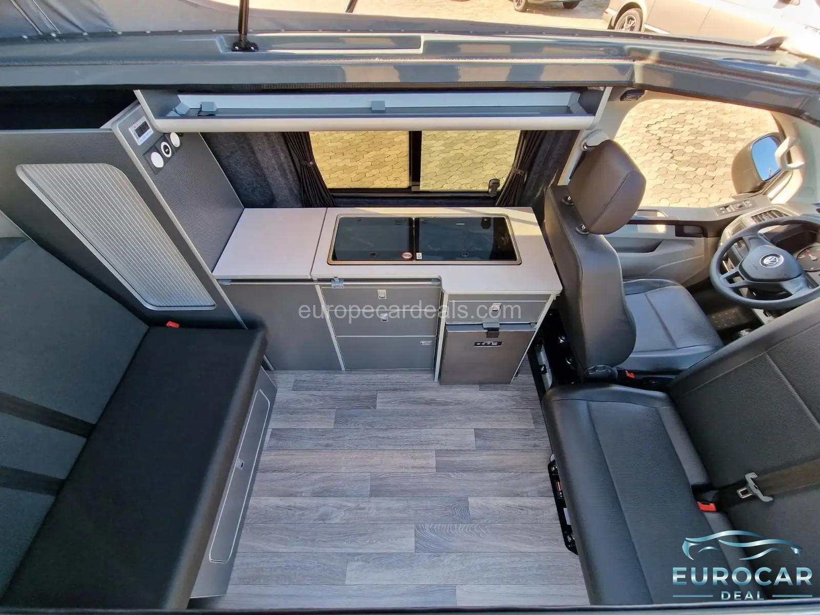Volkswagen T6 California