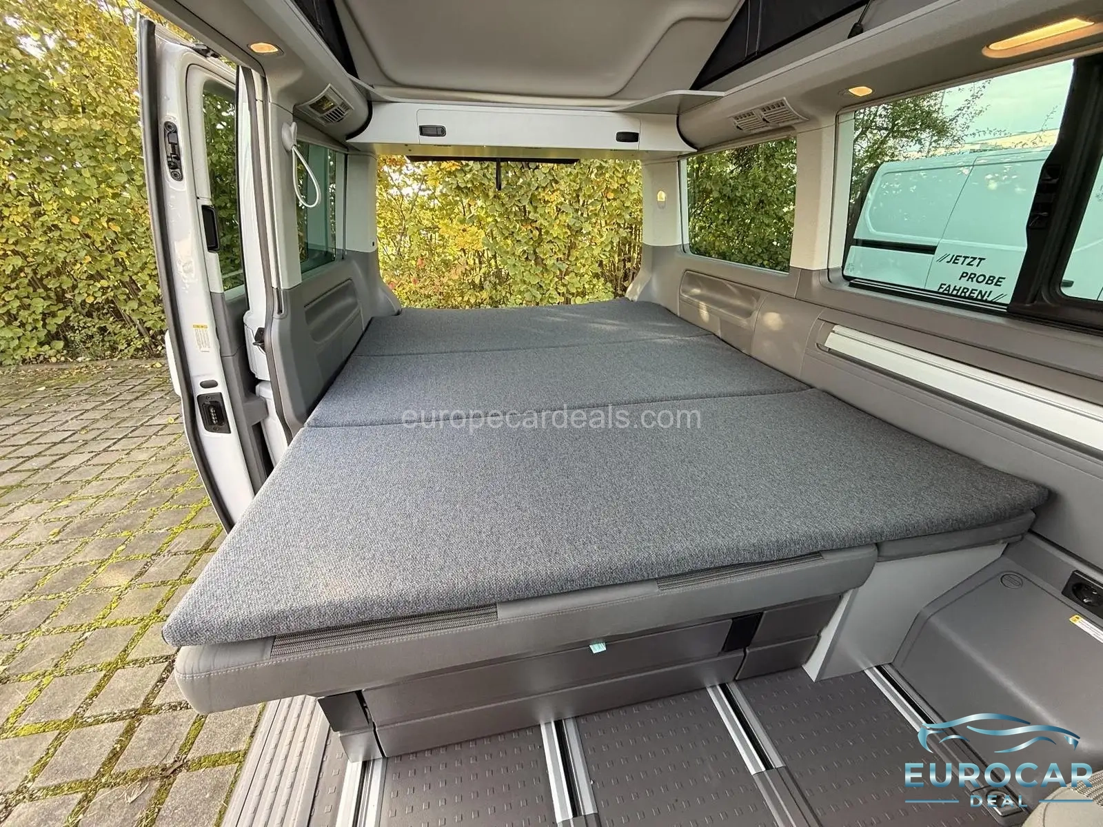 Volkswagen T6 California