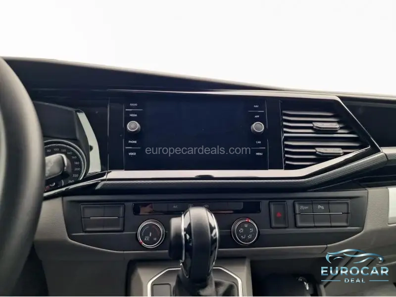 Volkswagen T6 California