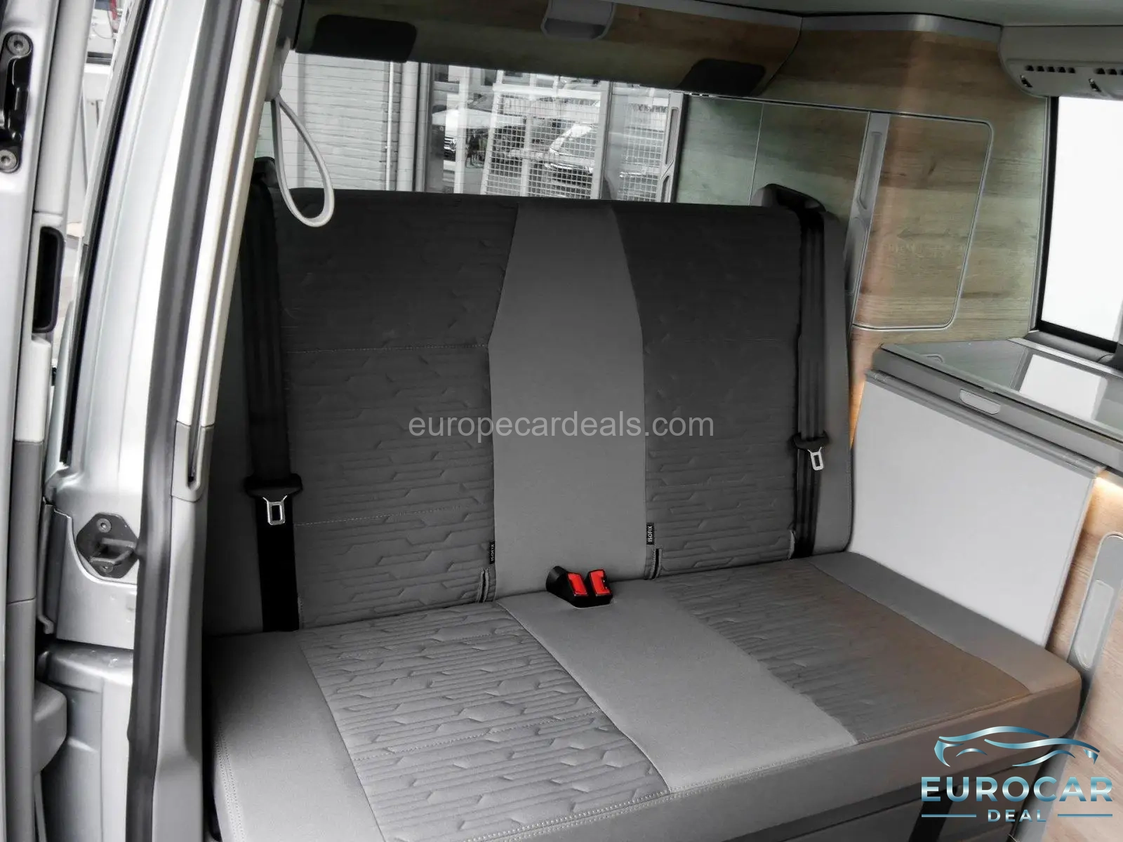 Volkswagen T6 California