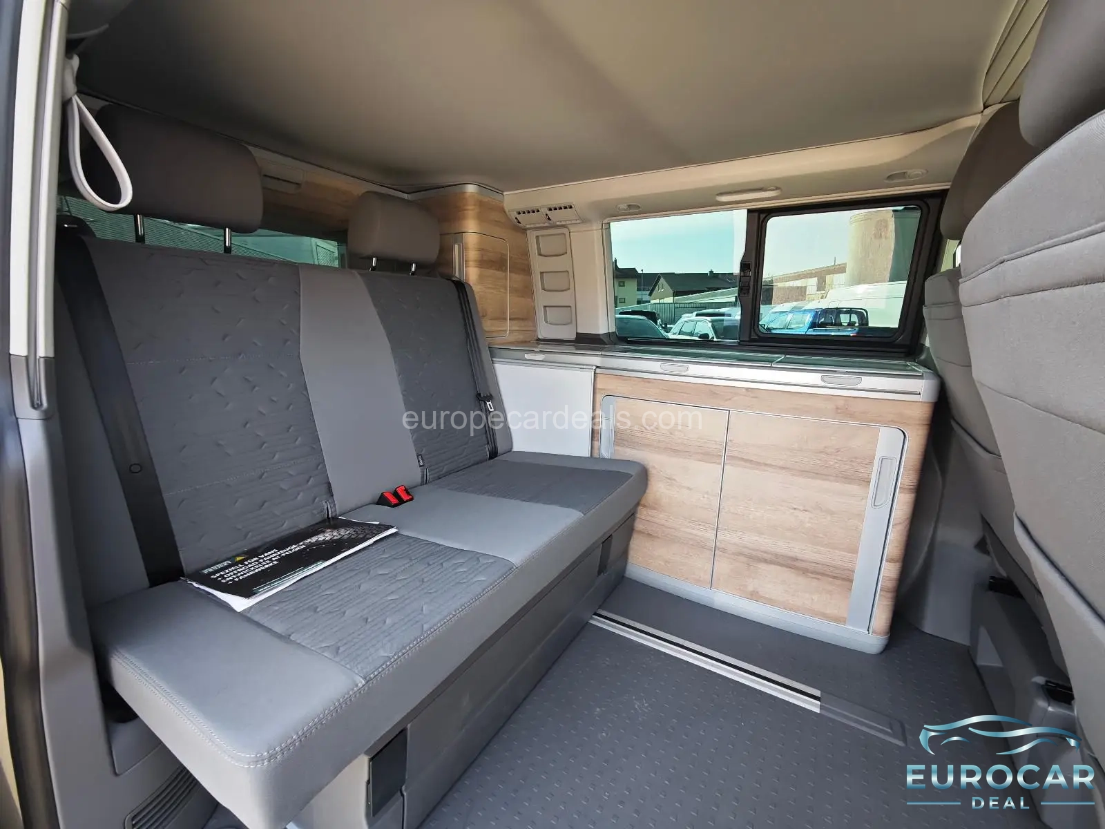 Volkswagen T6 California