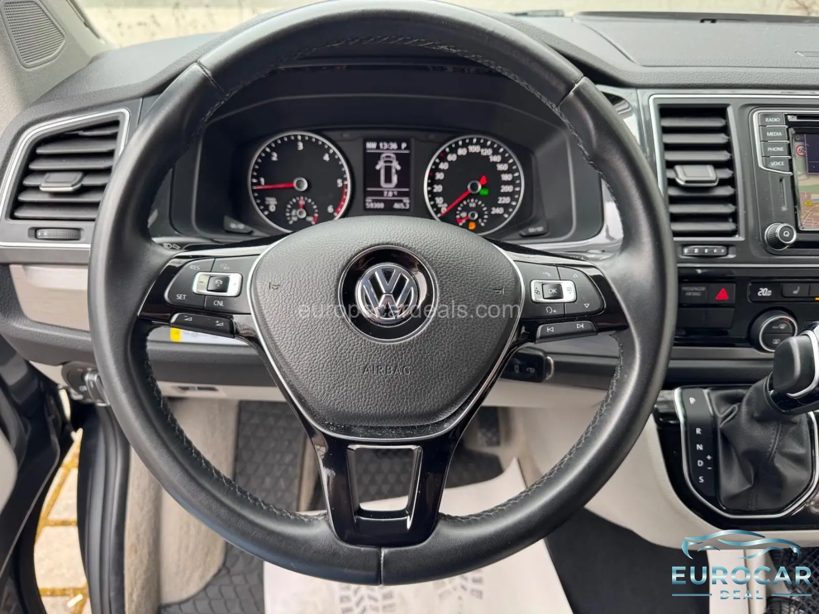 Volkswagen T6 California