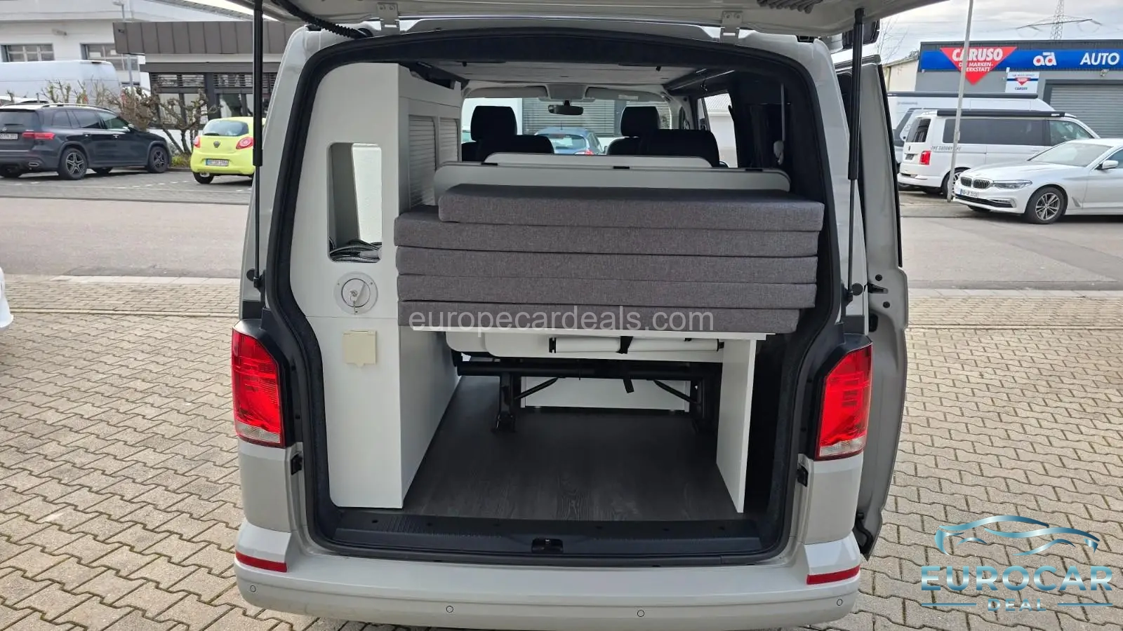 Volkswagen T6 California