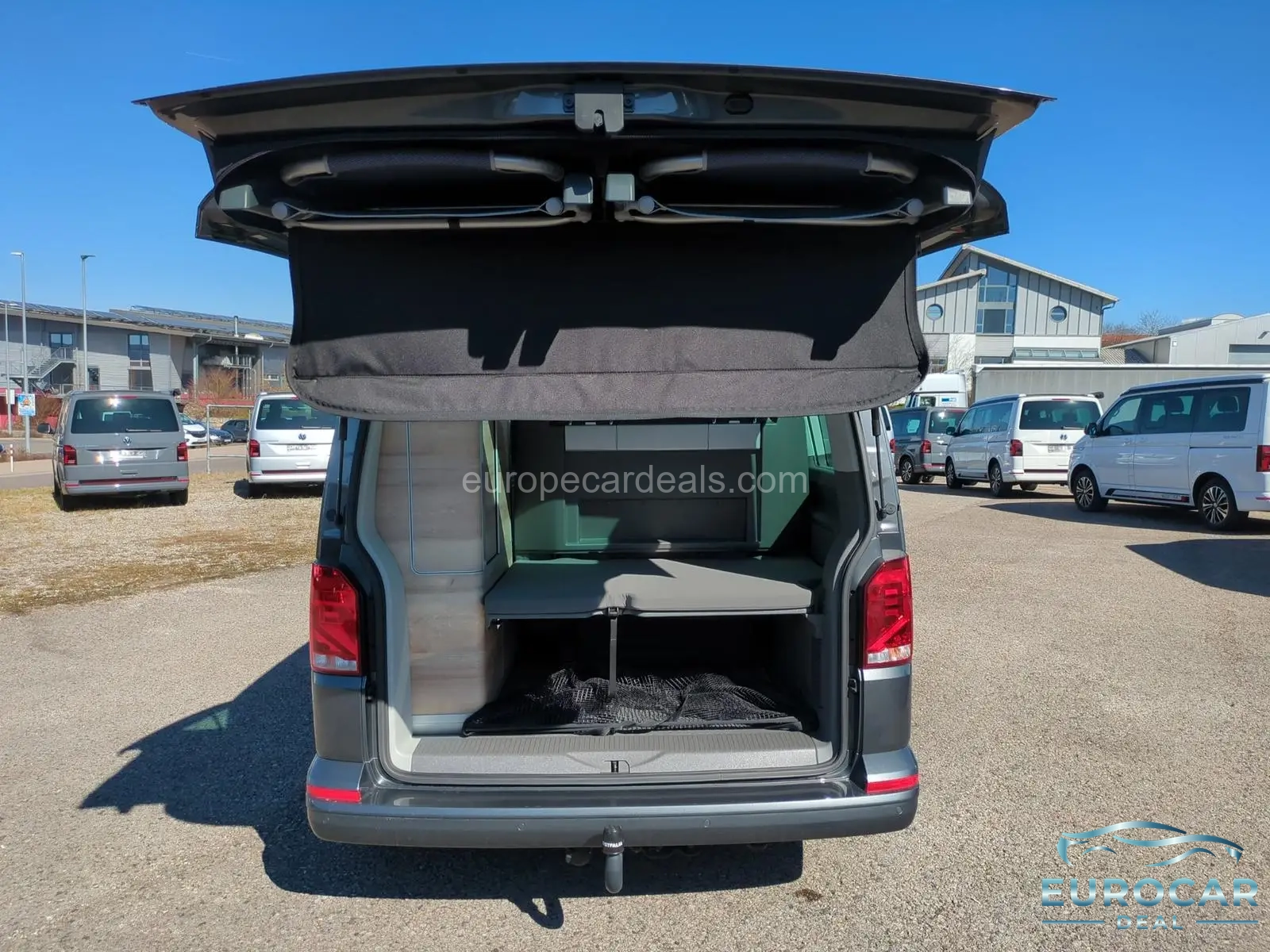 Volkswagen T6 California