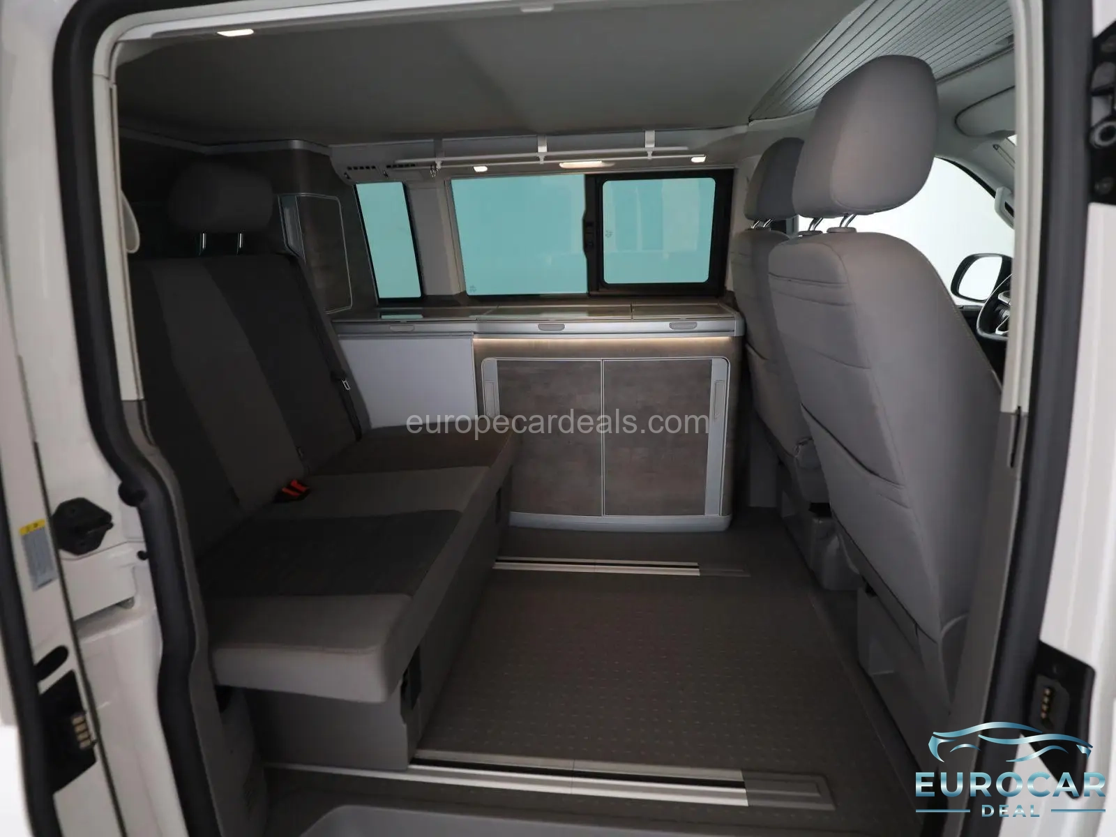 Volkswagen T6 California