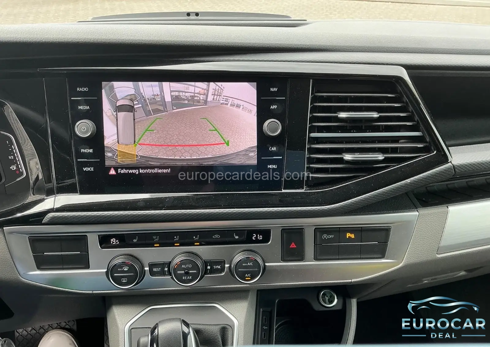 Volkswagen T6 California