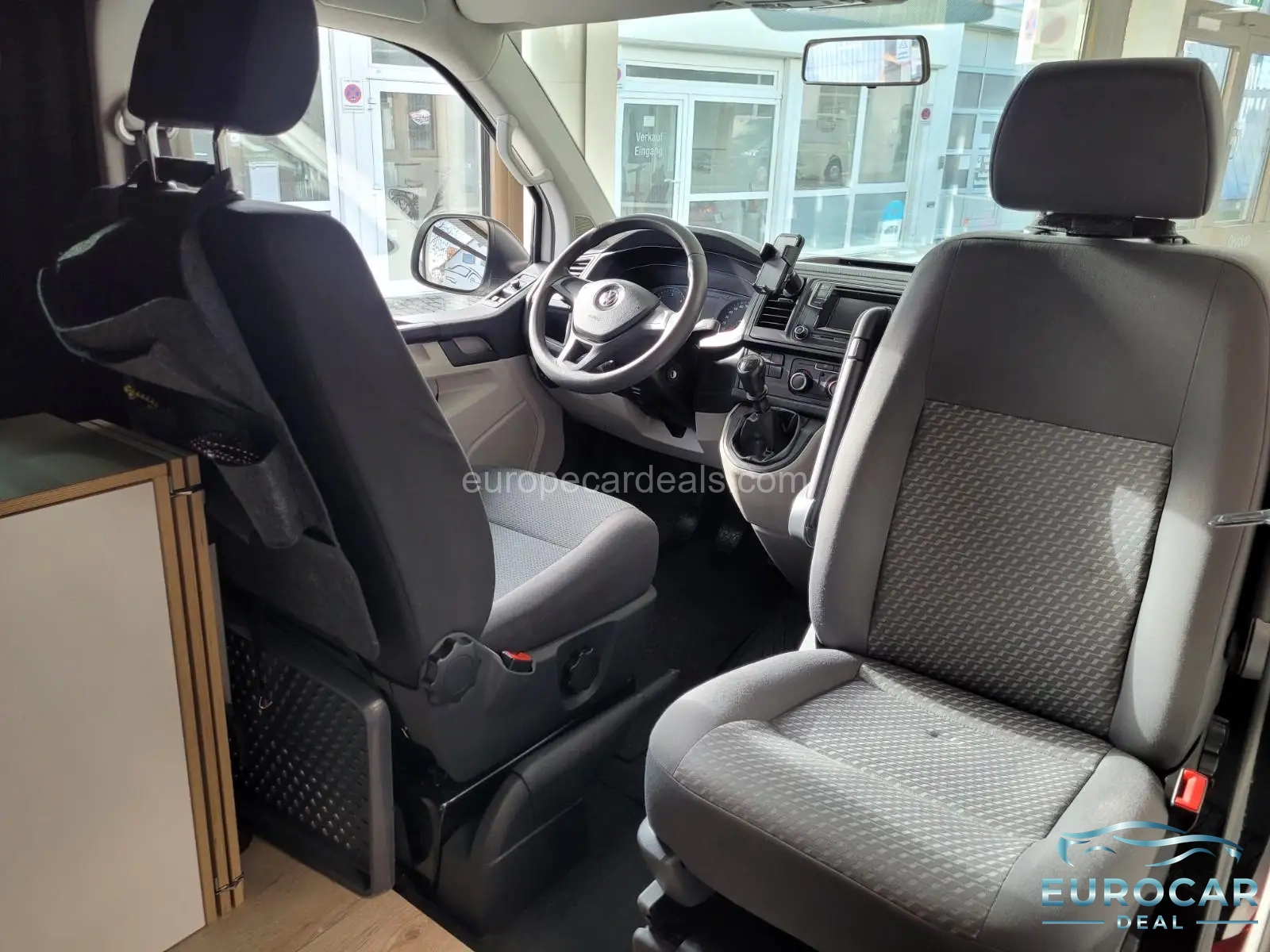 Volkswagen T6 California