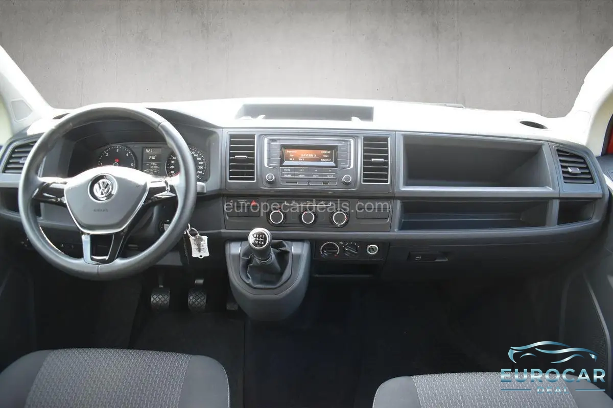 Volkswagen T6 California