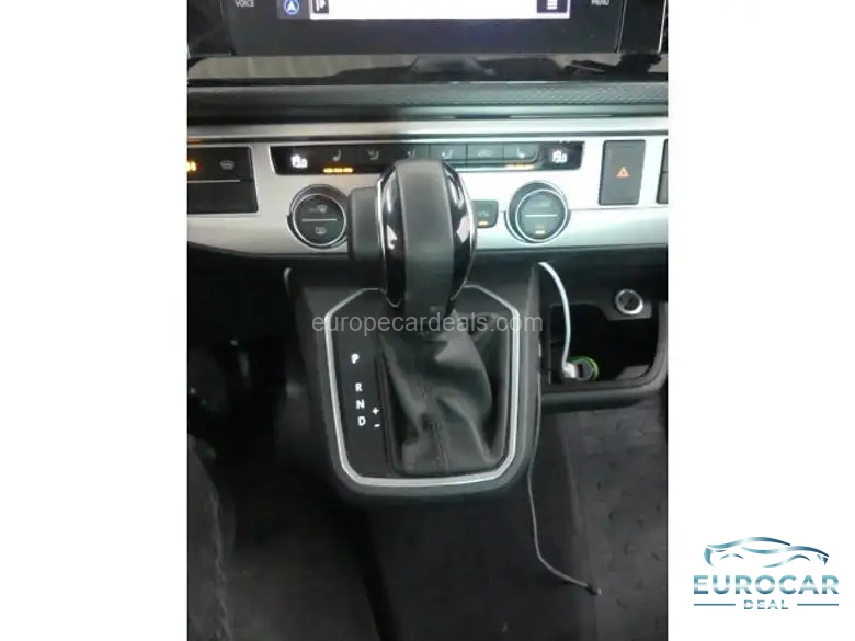 Volkswagen T6 California