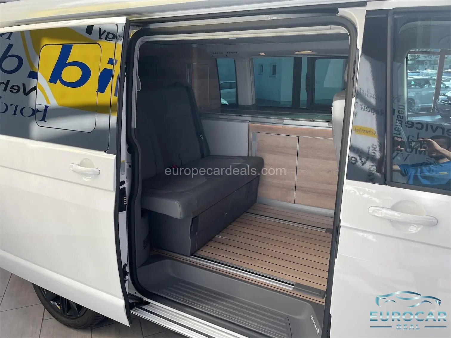 Volkswagen T6 California