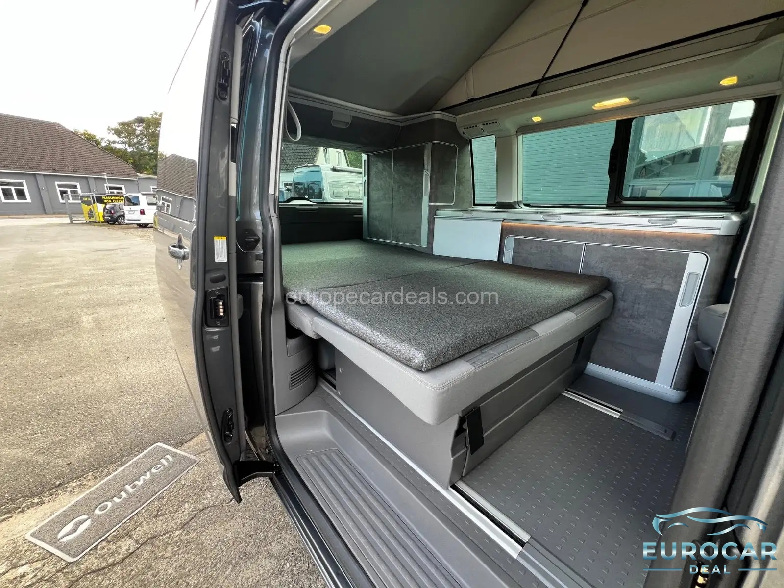 Volkswagen T6 California