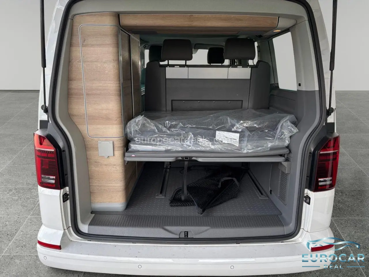 Volkswagen T6 California