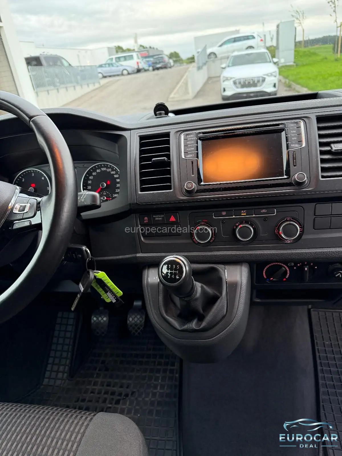 Volkswagen T6 California