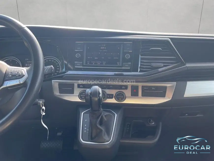 Volkswagen T6 California