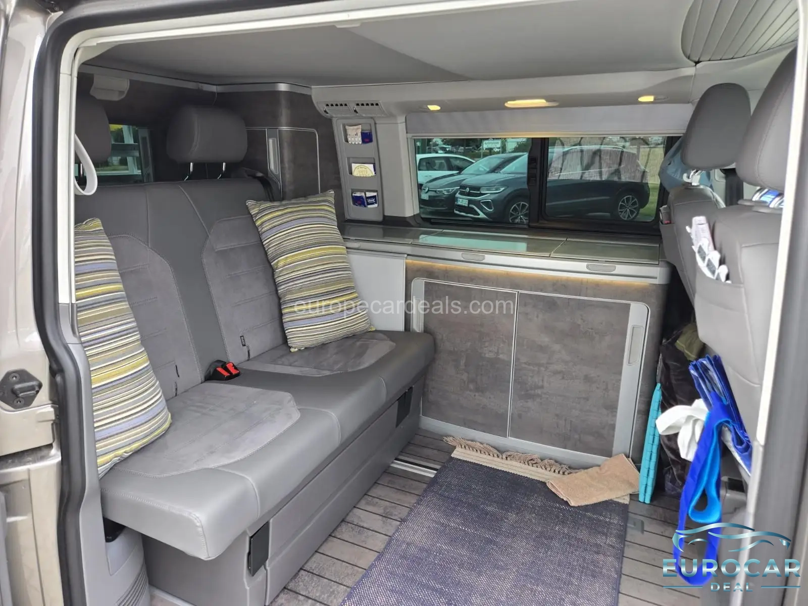 Volkswagen T6 California