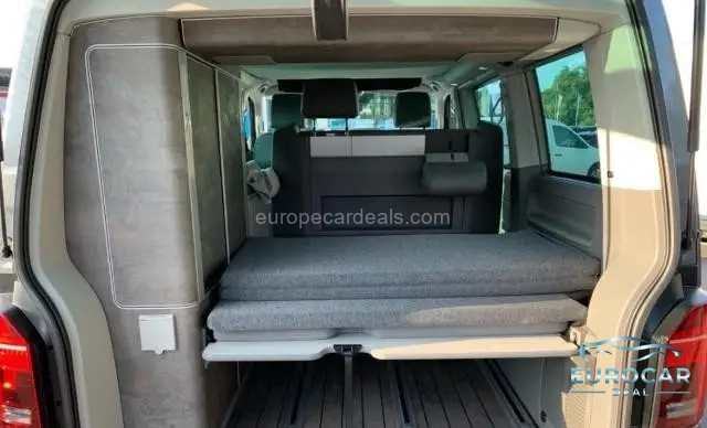 Volkswagen T6 California