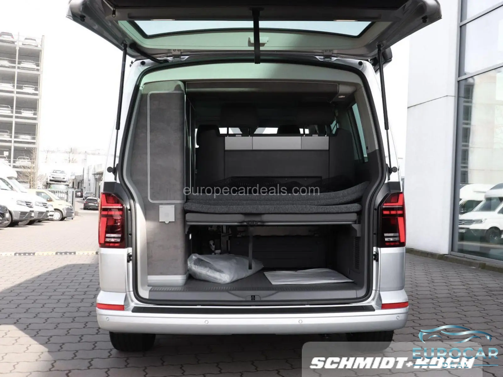 Volkswagen T6 California