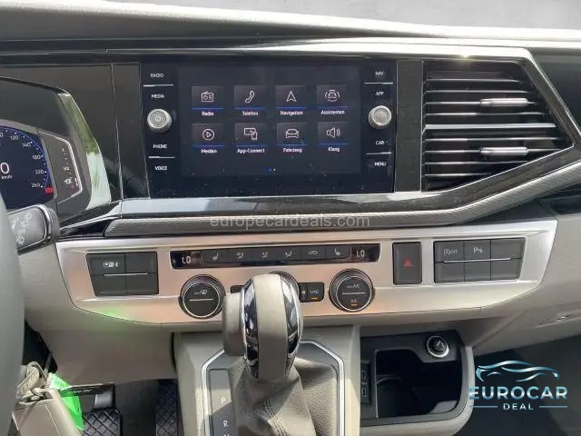 Volkswagen T6 California