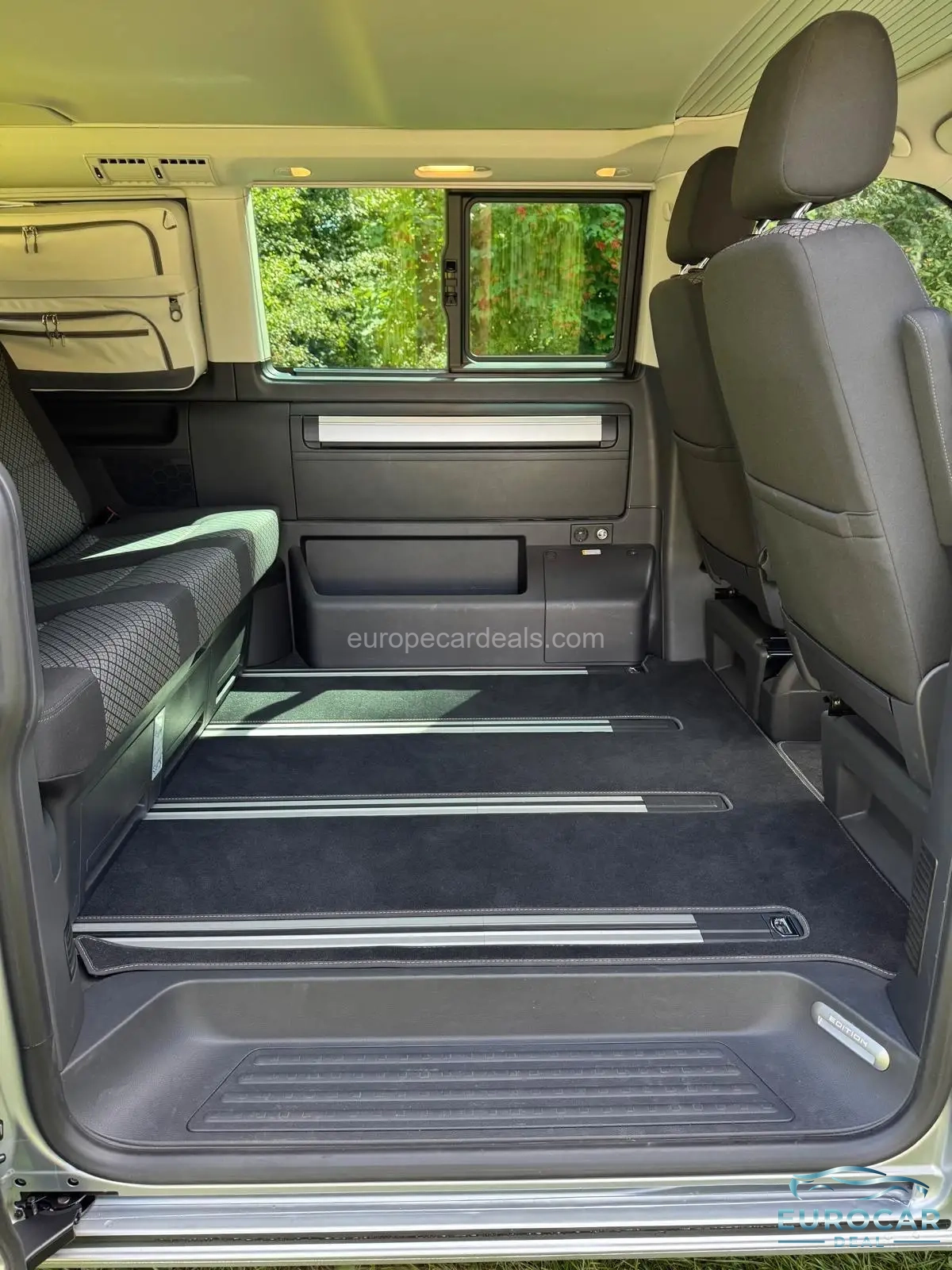 Volkswagen T6 California