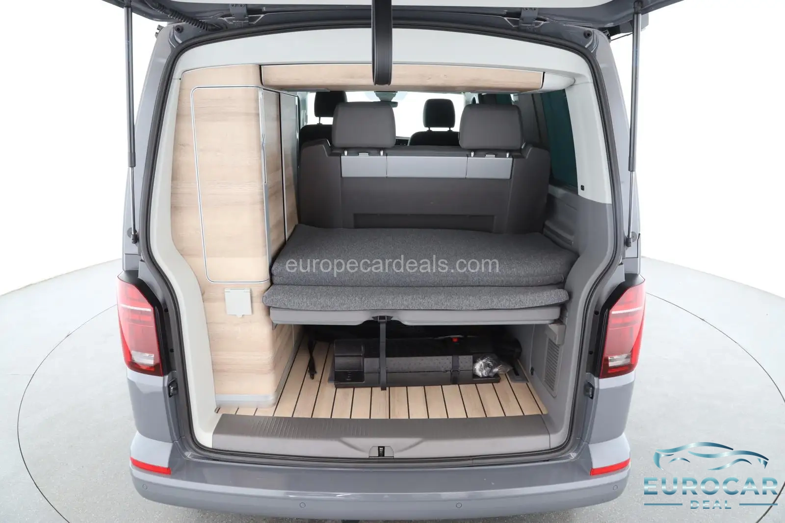 Volkswagen T6 California