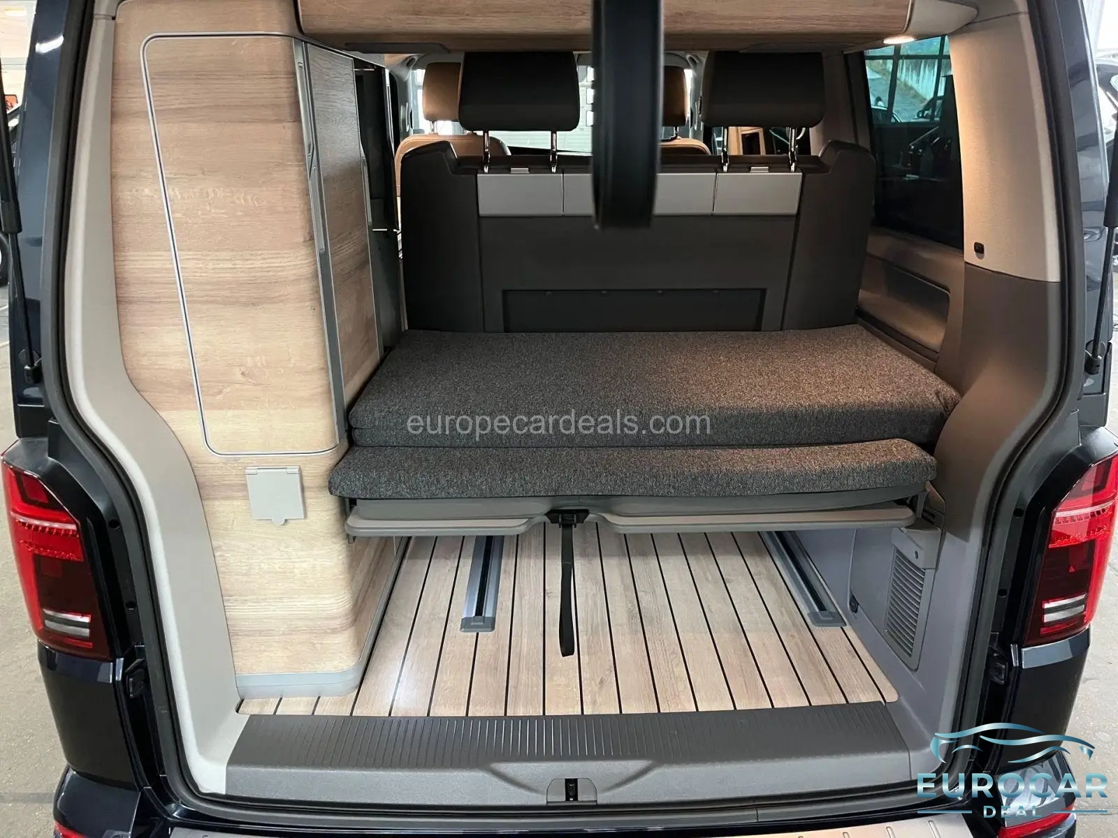 Volkswagen T6 California