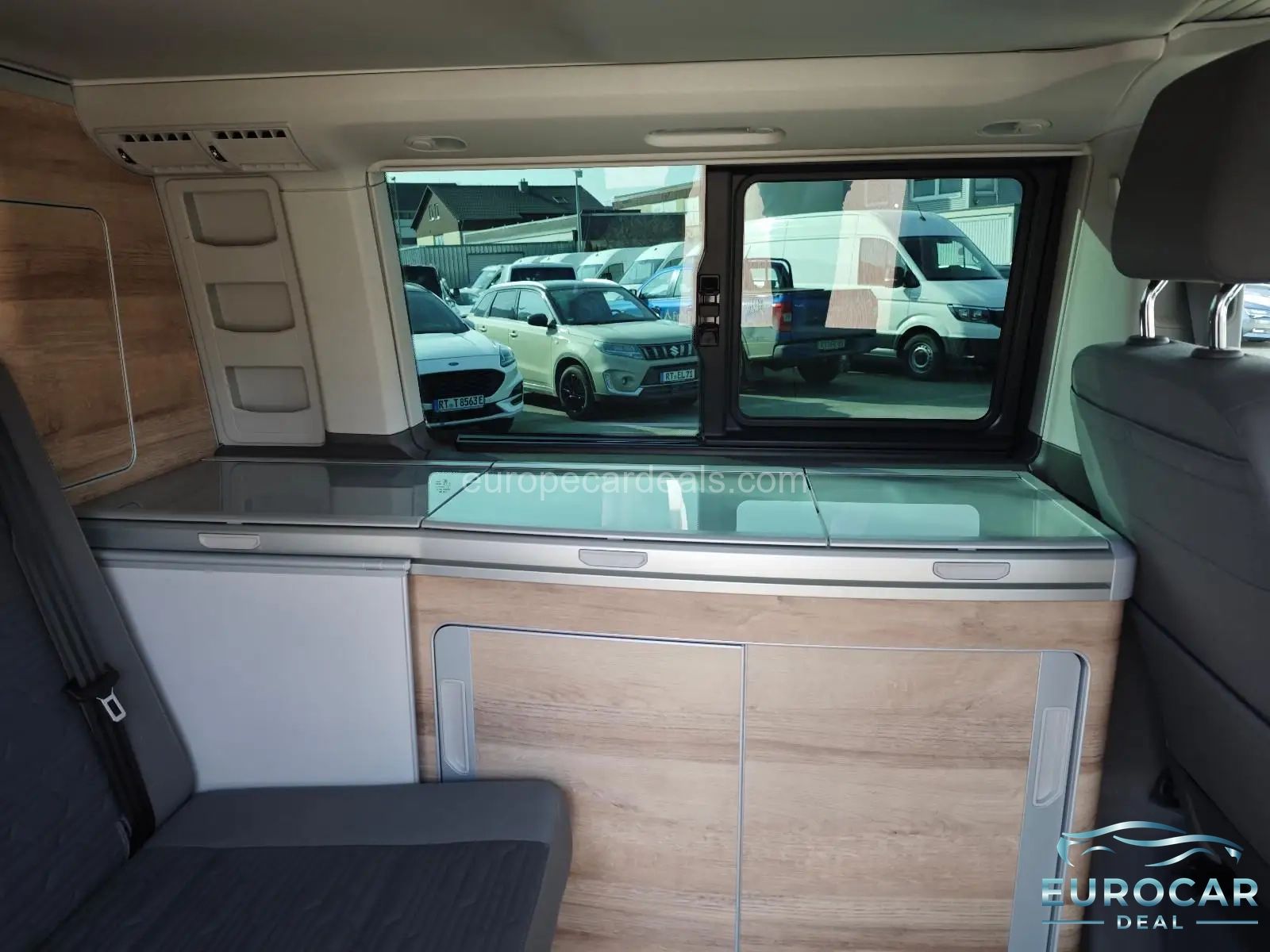 Volkswagen T6 California
