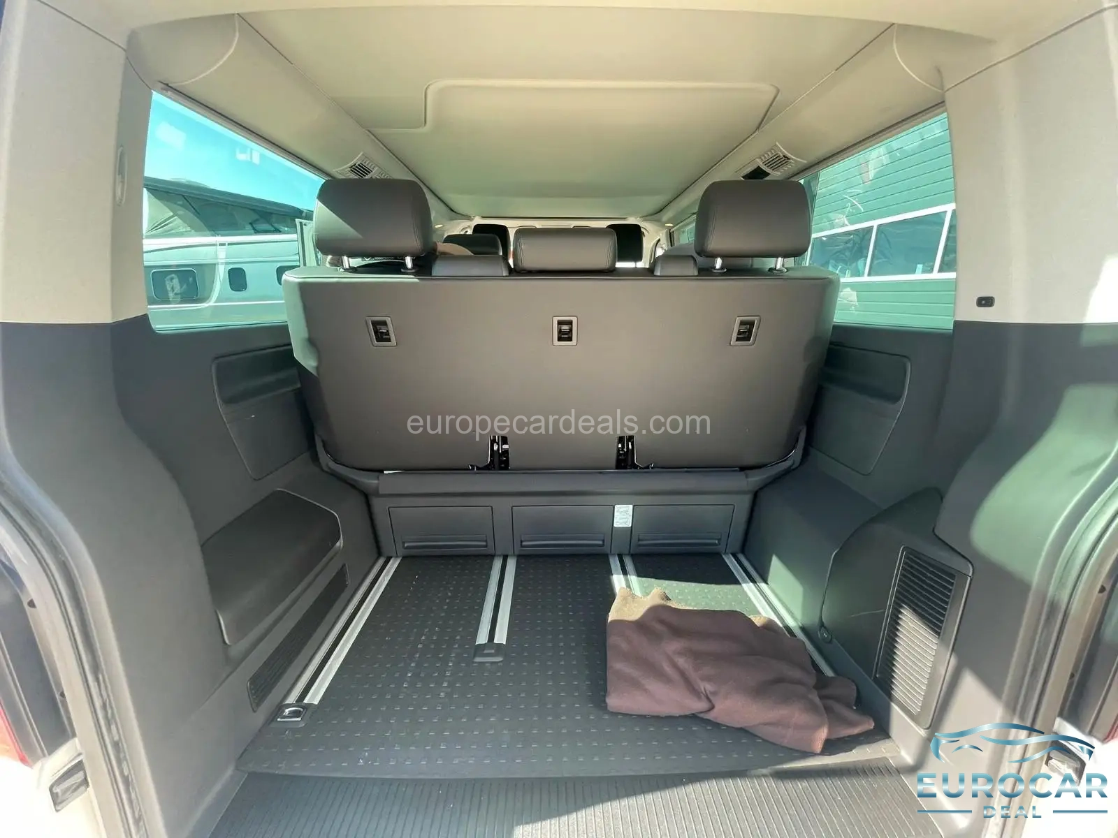 Volkswagen T6 California