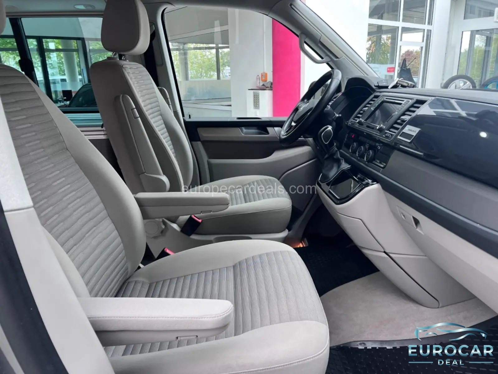 Volkswagen T6 California