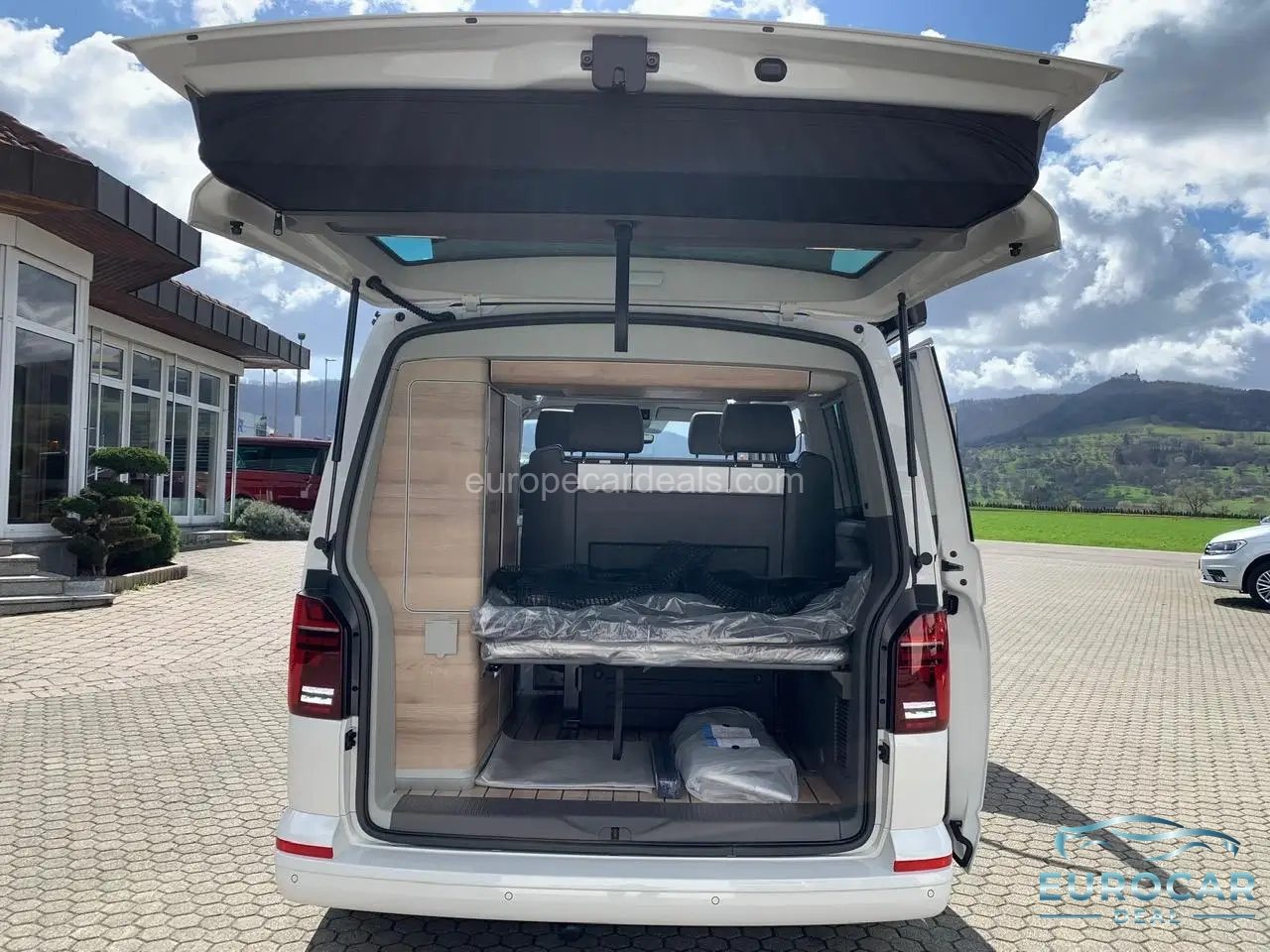 Volkswagen T6 California