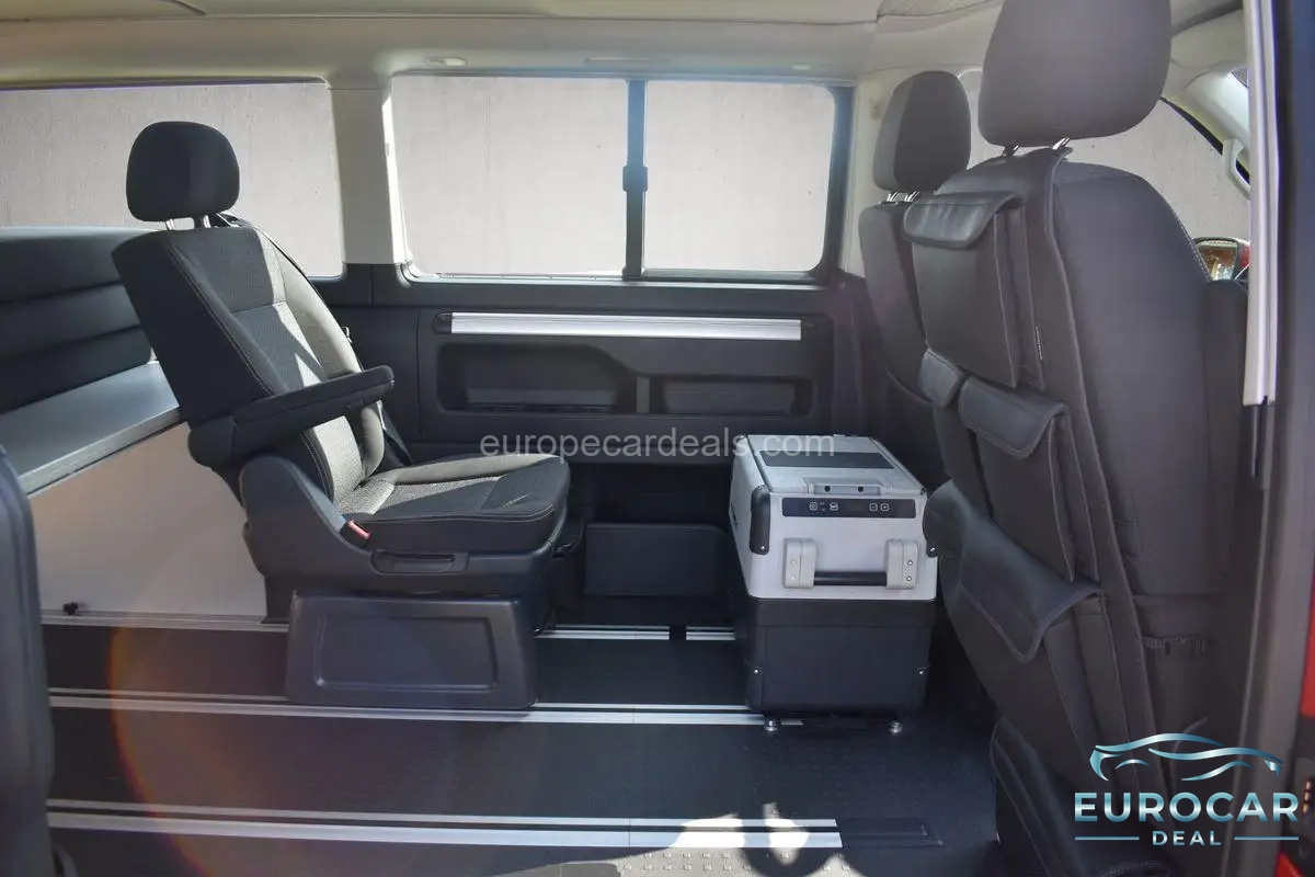Volkswagen T6 California