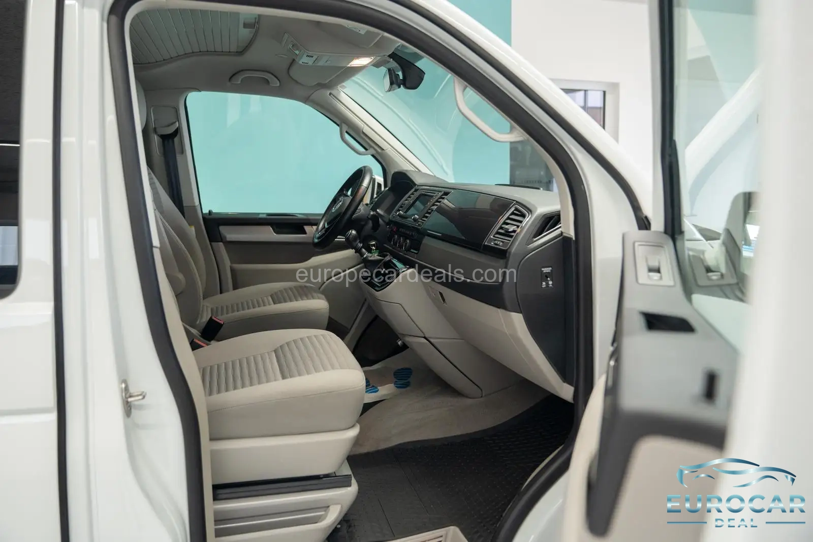 Volkswagen T6 California