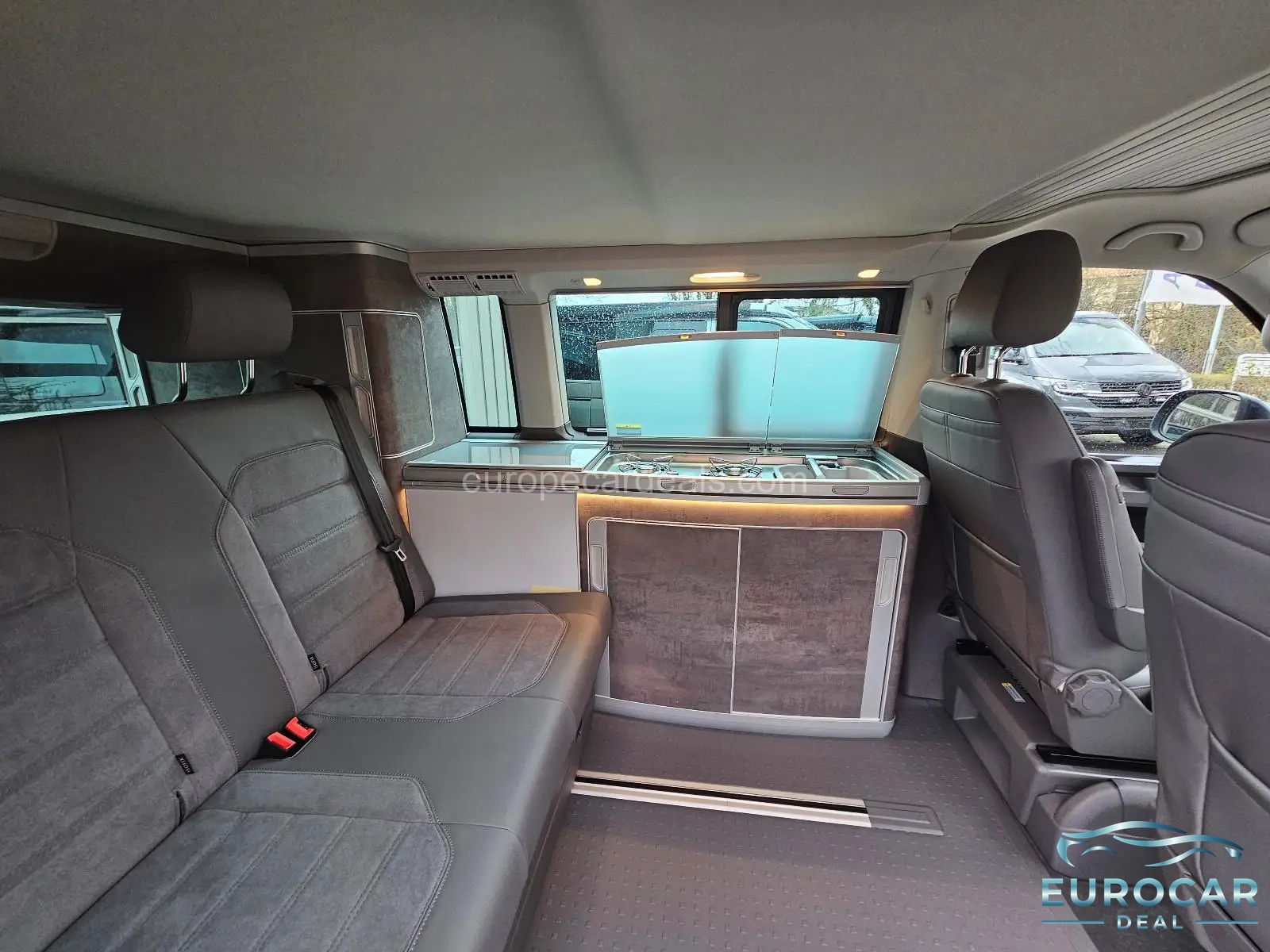 Volkswagen T6 California