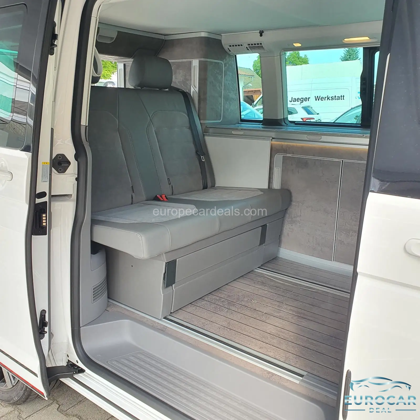 Volkswagen T6 California