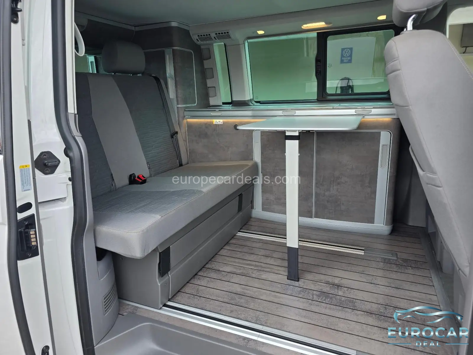 Volkswagen T6 California