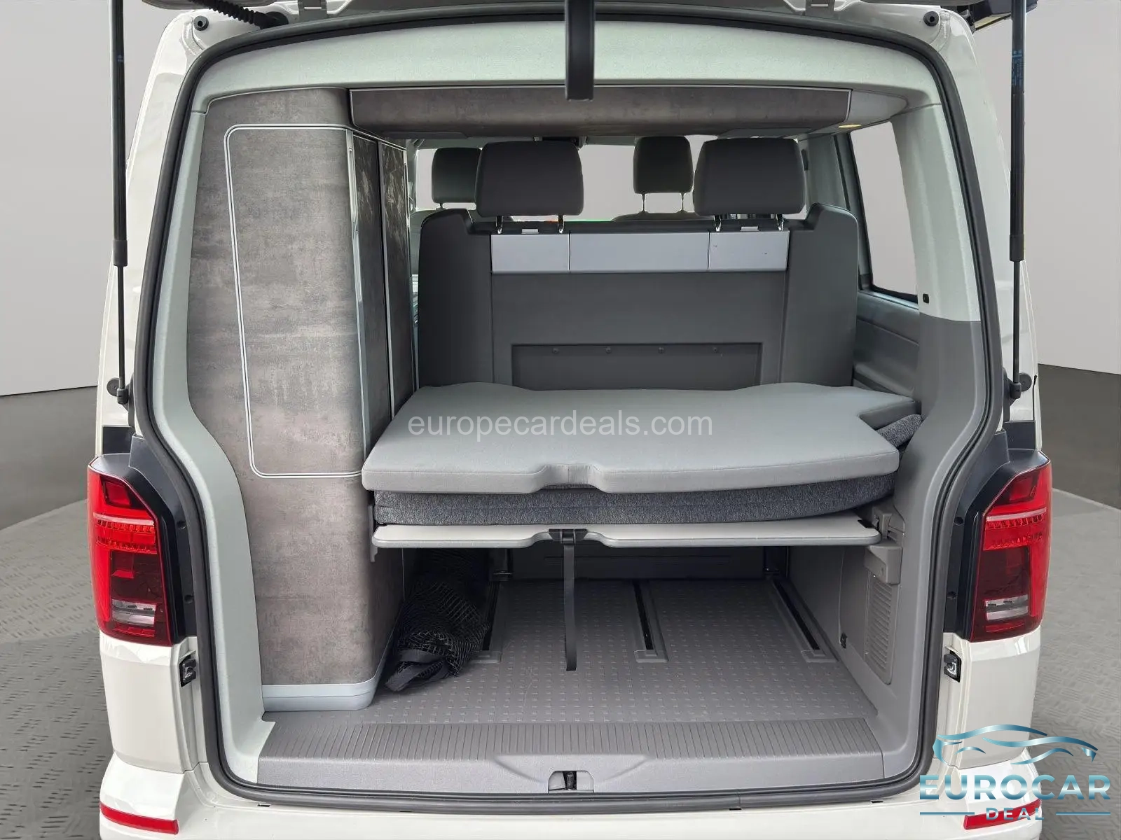 Volkswagen T6 California