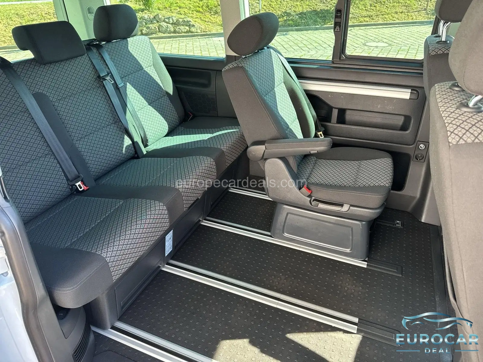 Volkswagen T6 California