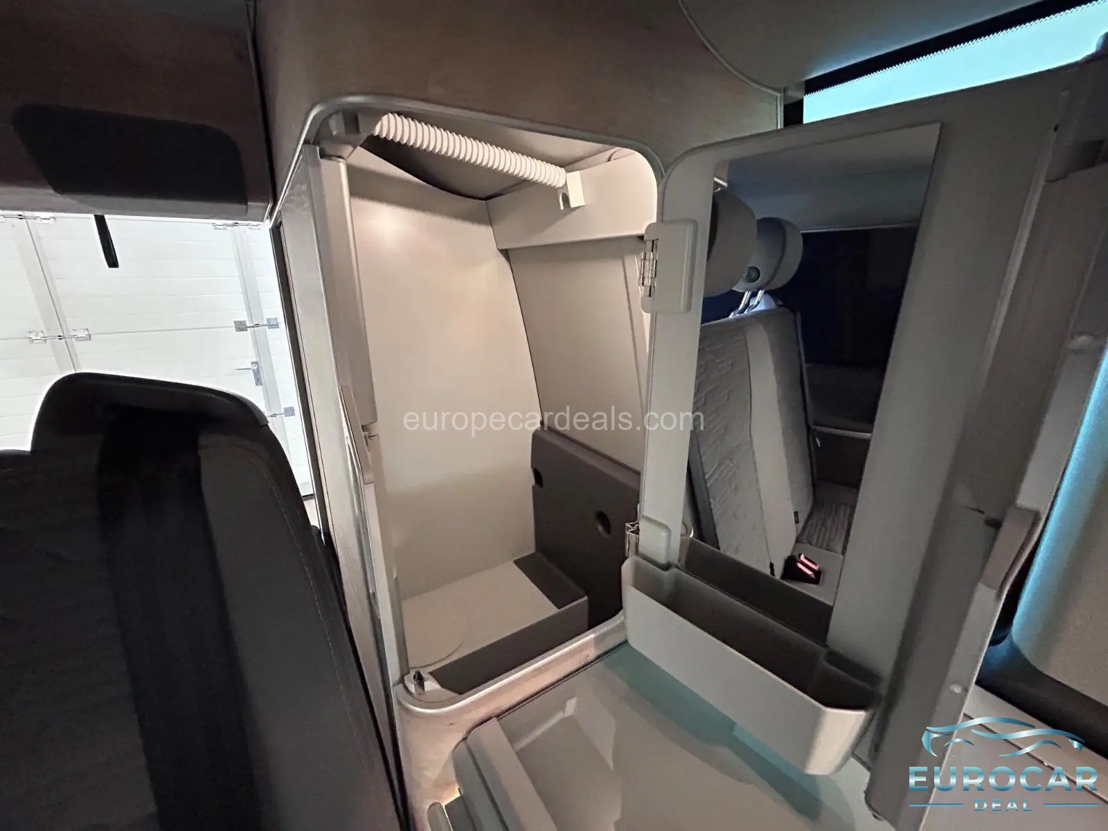 Volkswagen T6 California