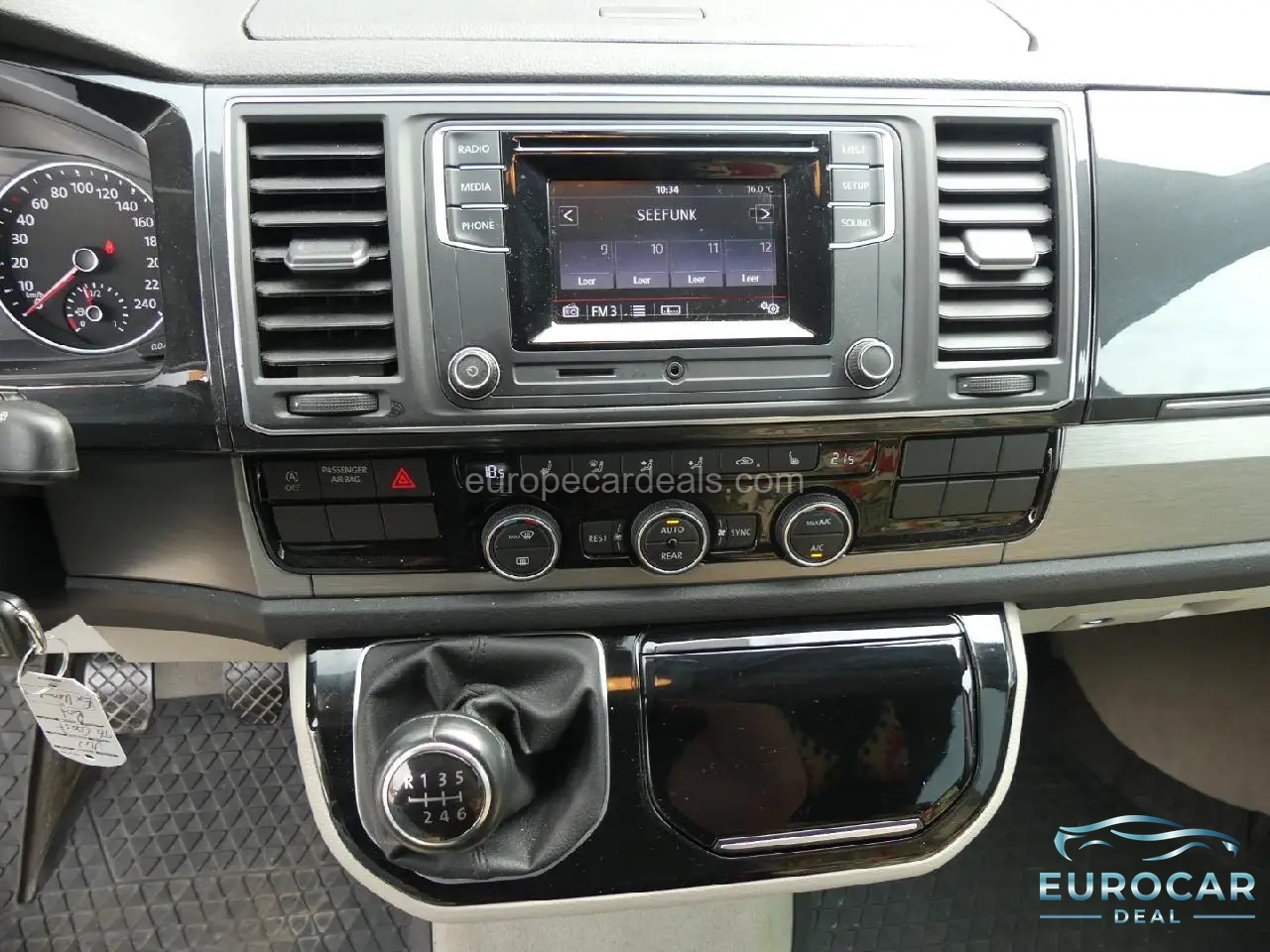 Volkswagen T6 California