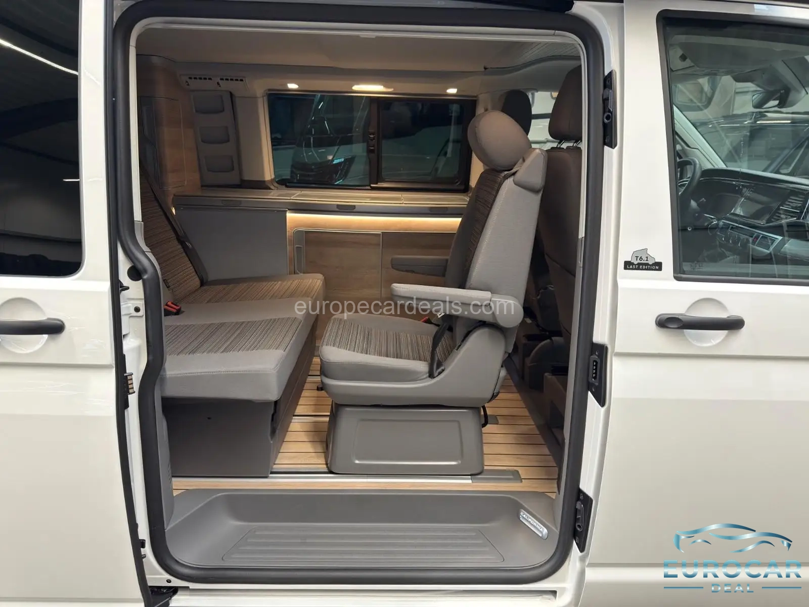 Volkswagen T6 California