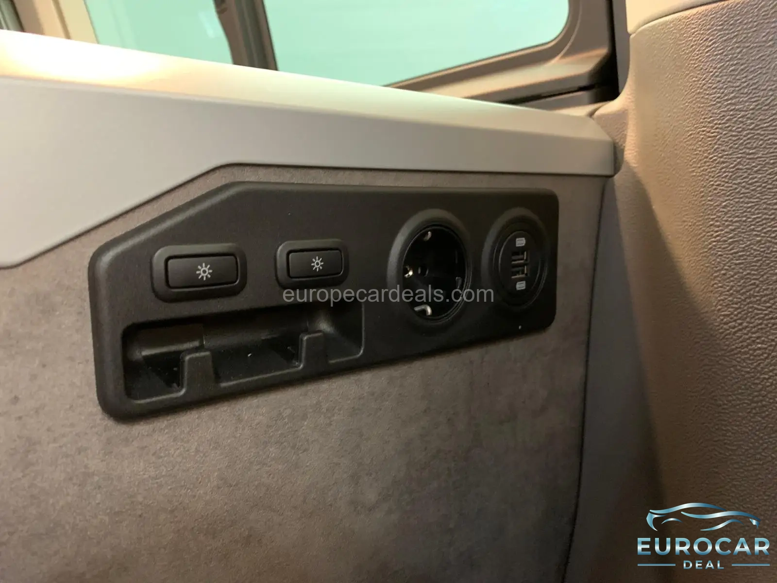 Volkswagen T6 California