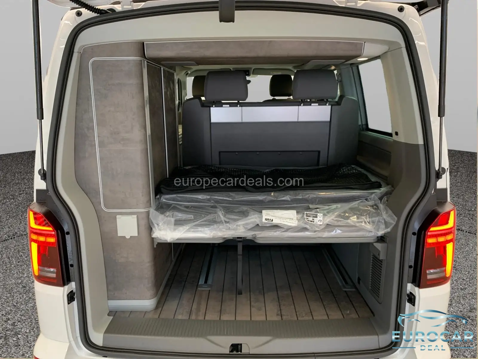 Volkswagen T6 California