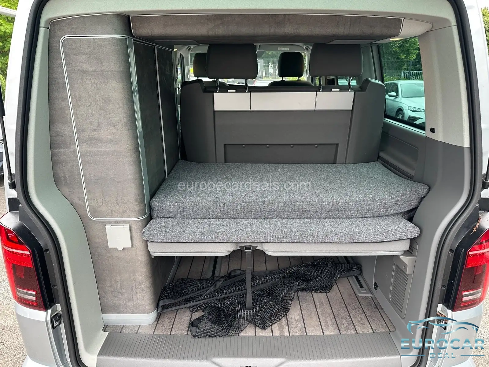 Volkswagen T6 California