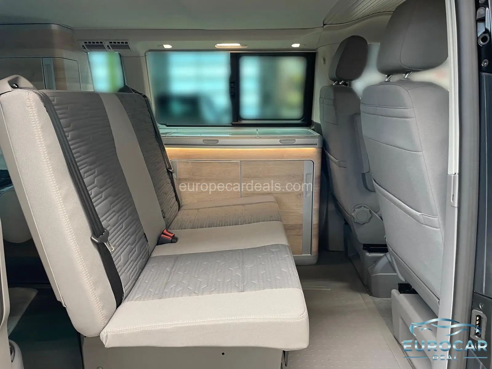 Volkswagen T6 California