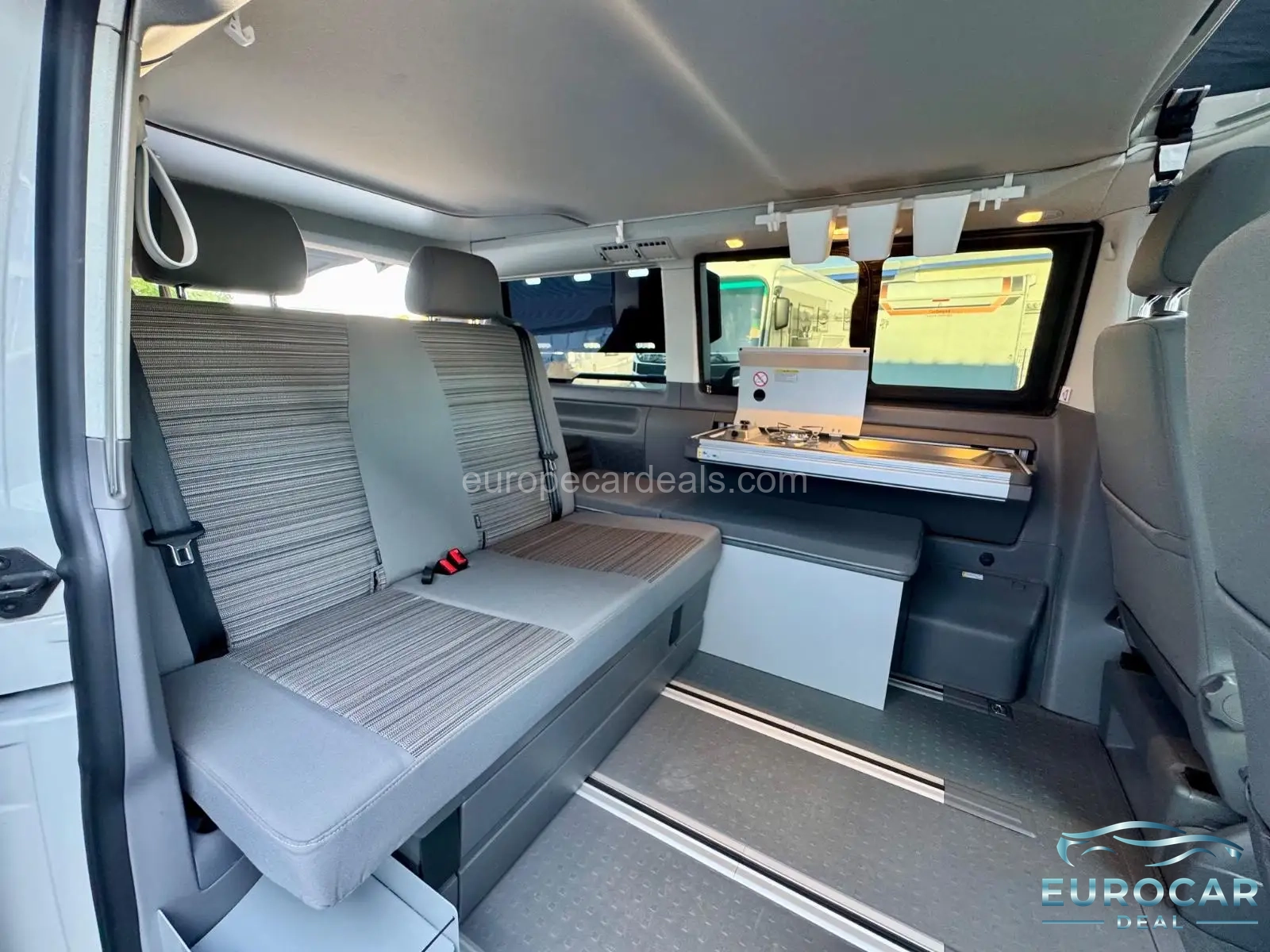 Volkswagen T6 California