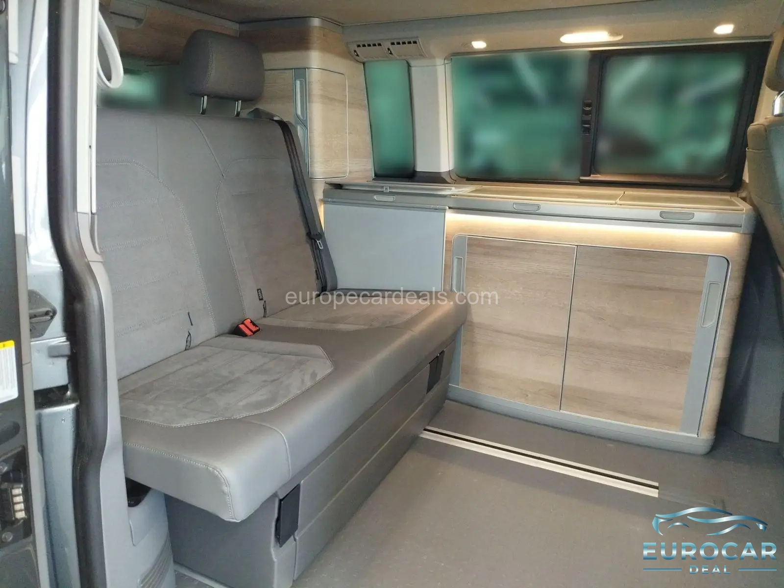 Volkswagen T6 California