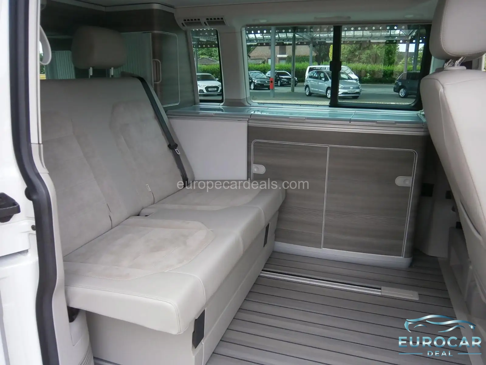 Volkswagen T6 California