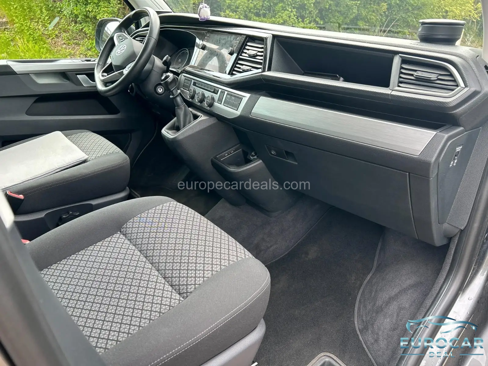 Volkswagen T6 California