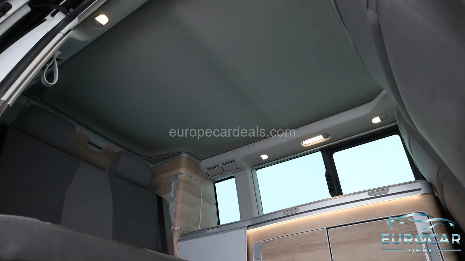 Volkswagen T6 California